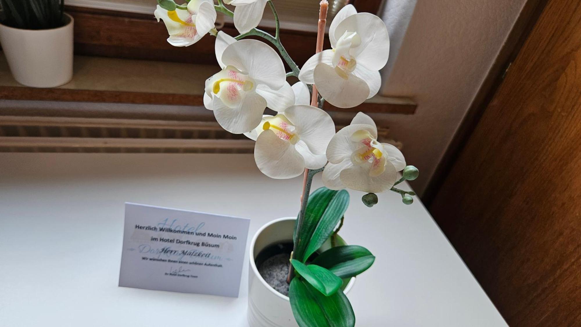 Hotel Dorfkrug Büsum - günstige Altbauzimmer Am Oland Habitación foto